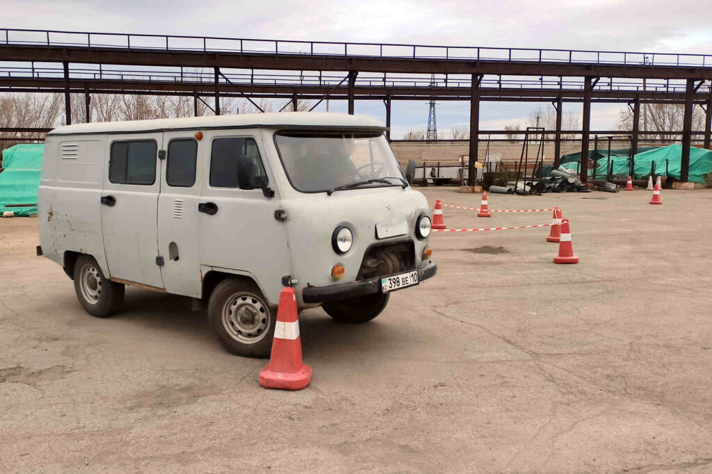 С днем Автомобилиста